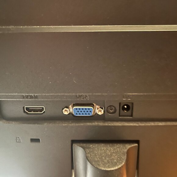 Koorui 22" curved monitor $90.00 - Picture 4 of 4